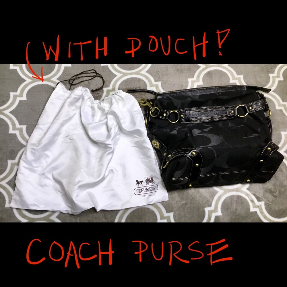 Coach Purse! Black XL Carly Hobo Sac, with pouch